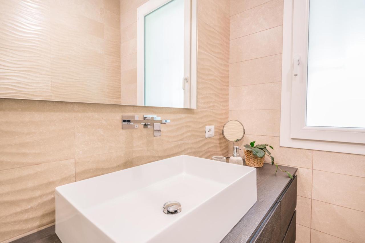 Villa Acquario Elegance - 200 Mt Dalla Spiaggia Torre delle Stelle Eksteriør bilde